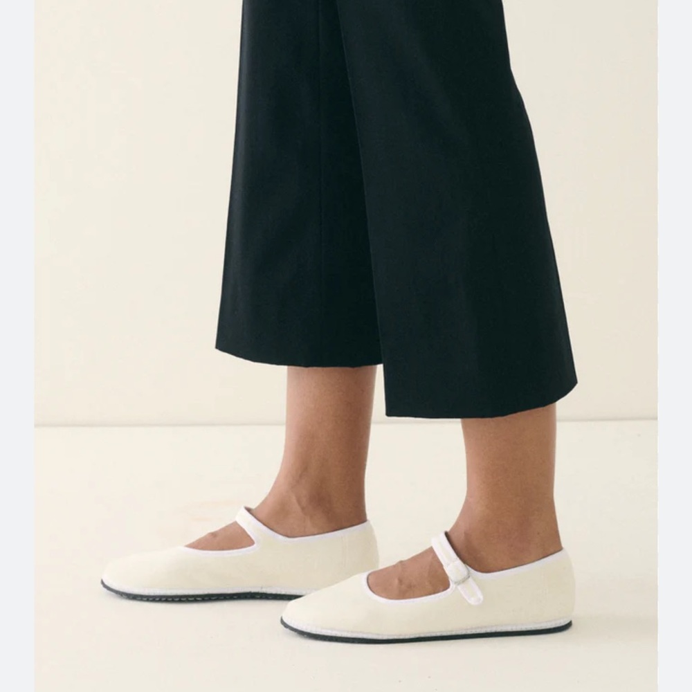 Vibi Venezia Ivory Mary Jane flats - Picture 5 of 6
